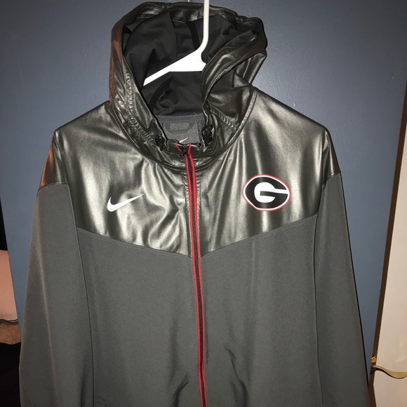 grey nike rain jacket